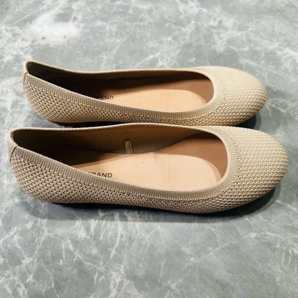 Lucky Brand Beige Women's Flats